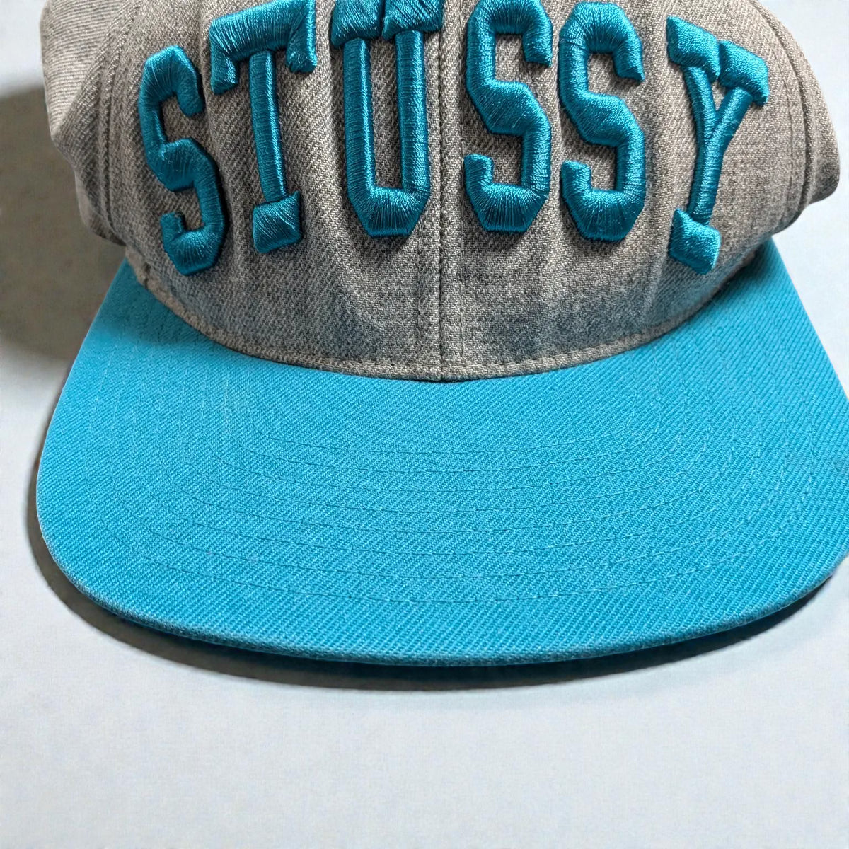 Cappello snapback anni 2000 collab Stussy/Starter