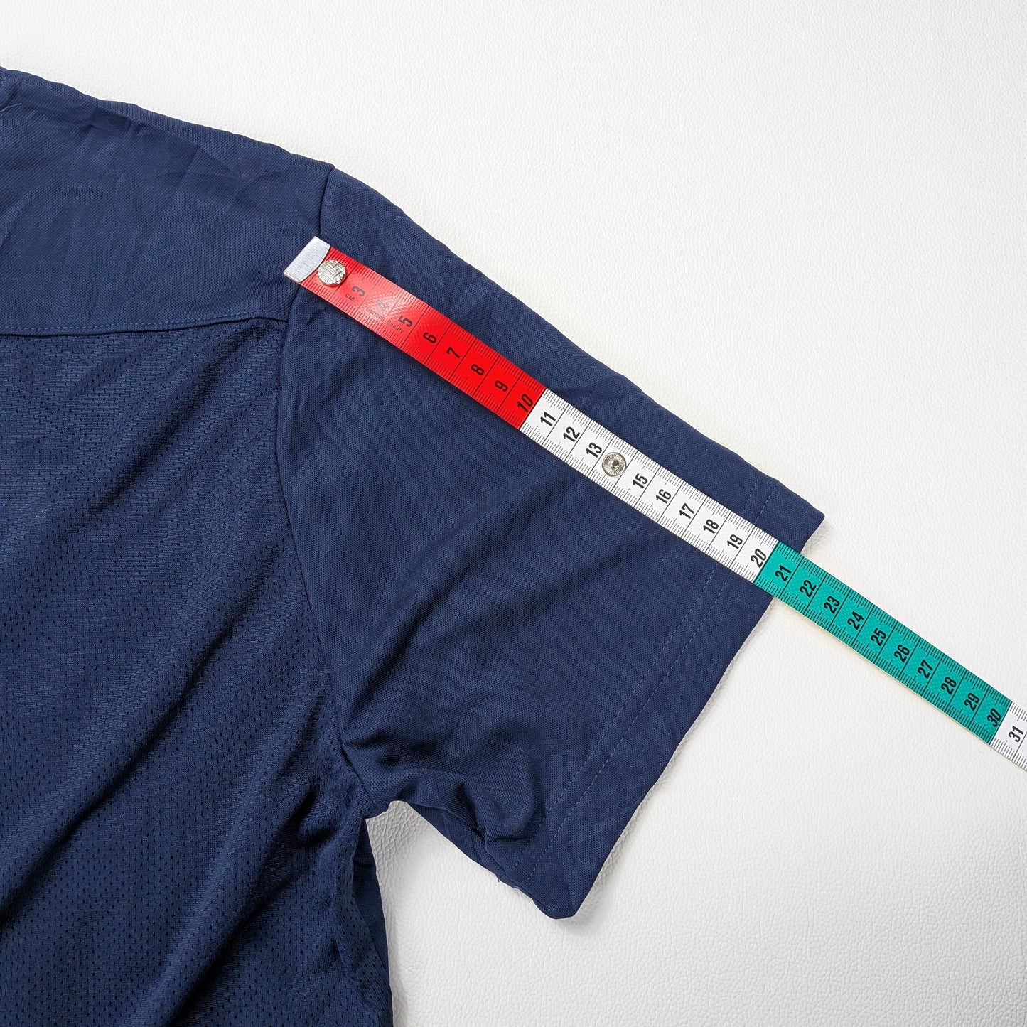 T-shirt Nike Dri-Fit sportiva - M