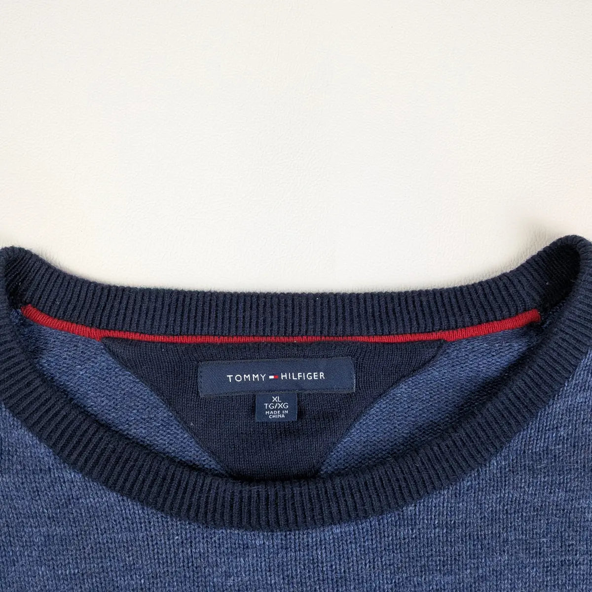 Felpa vintage Tommy Hilfiger maxi logo - XL