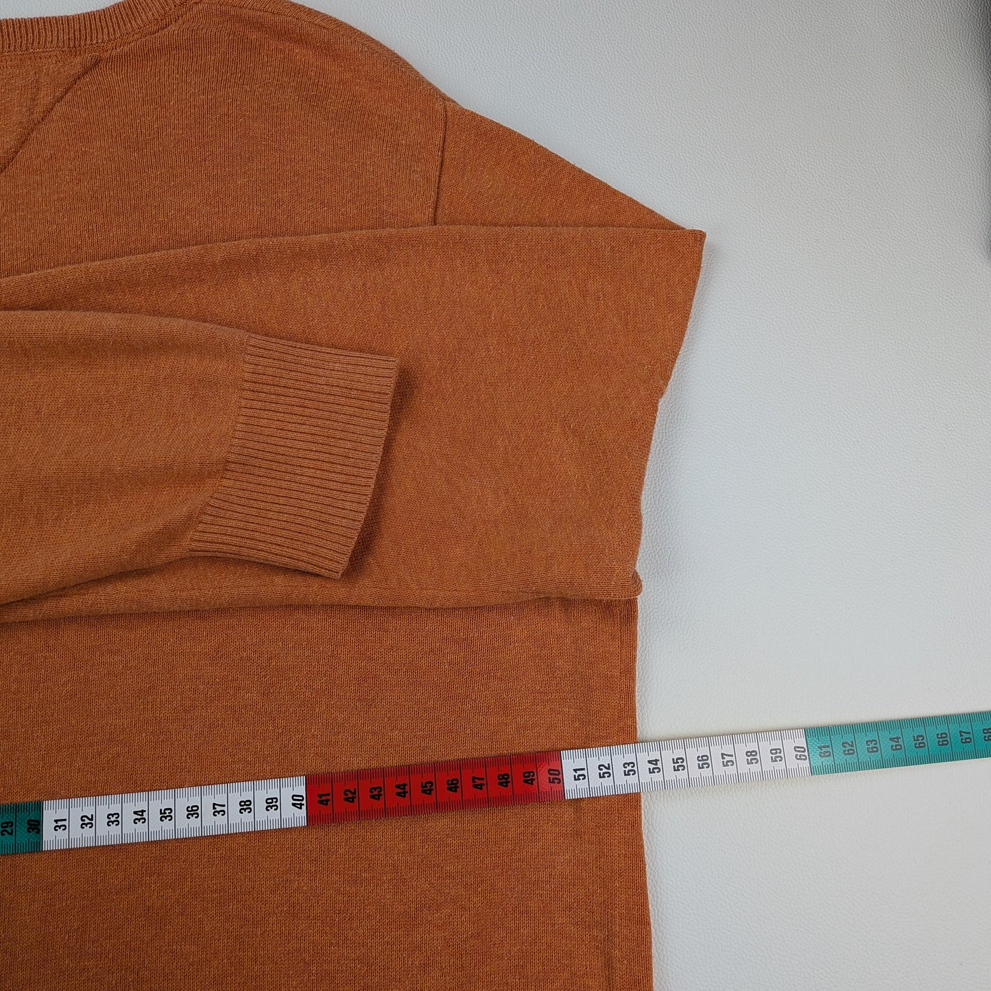 Maglione Tommy Hilfiger con scollo a V preppy - M