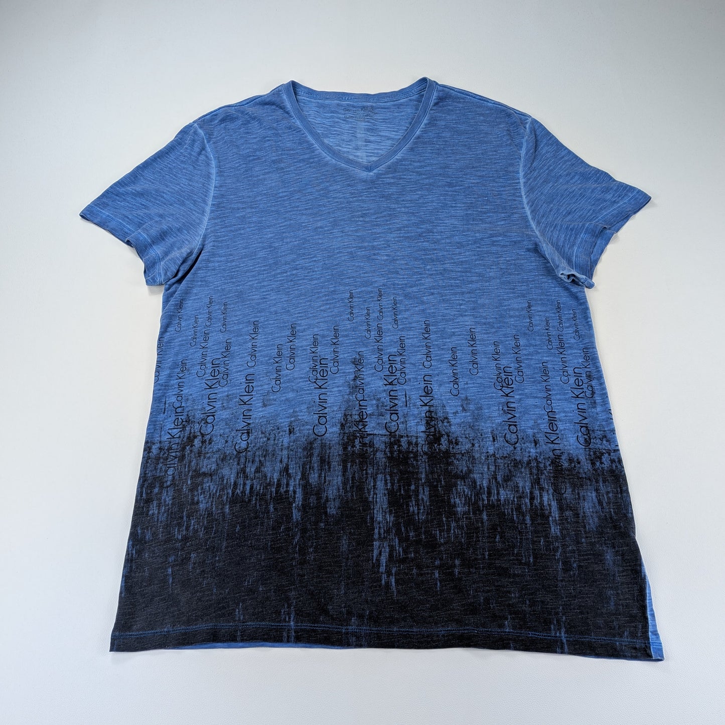 T-shirt Calvin Klein effetto fiammato sfumato - XL