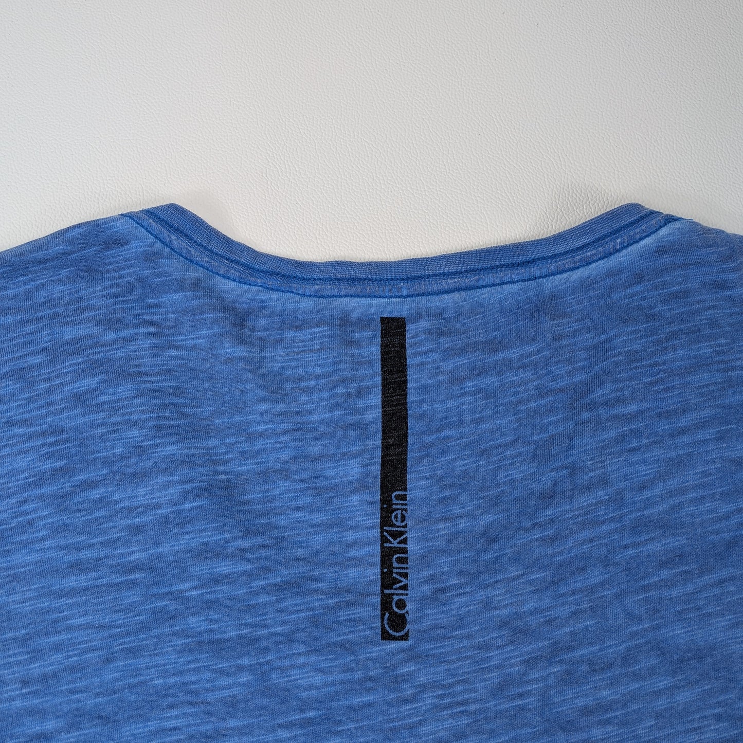 T-shirt Calvin Klein effetto fiammato sfumato - XL