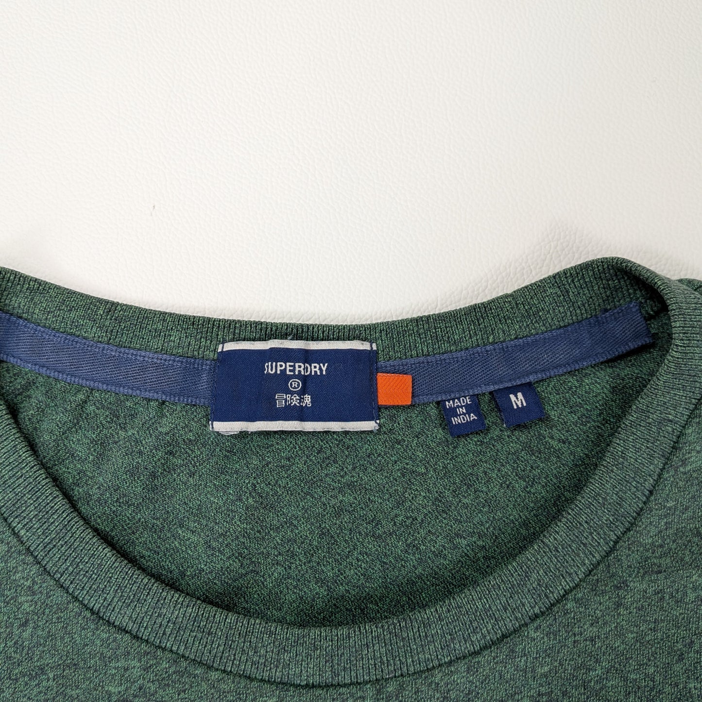 T-shirt Superdry minimal Y2K streetwear - M