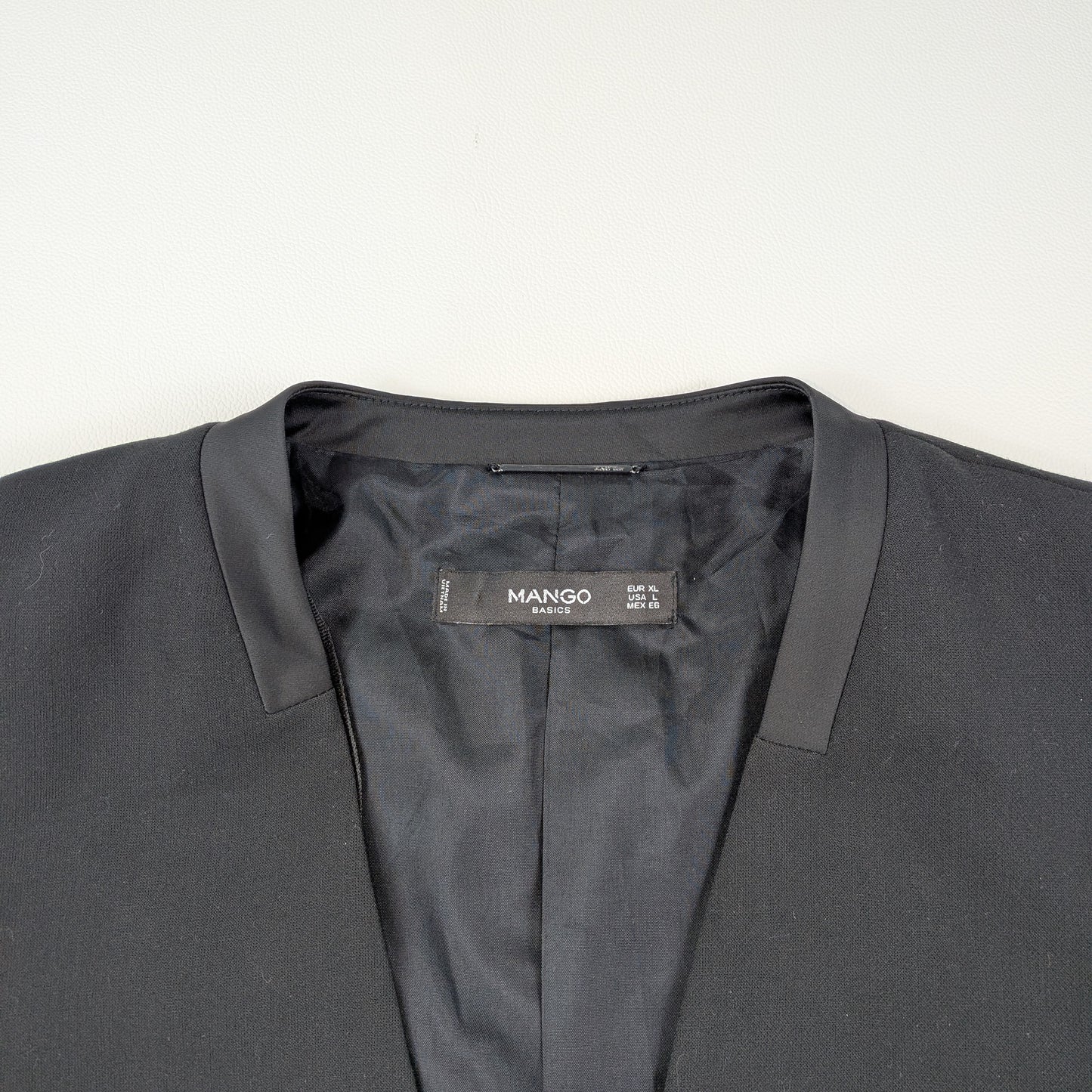 Blazer Mango minimal elegante - L/XL