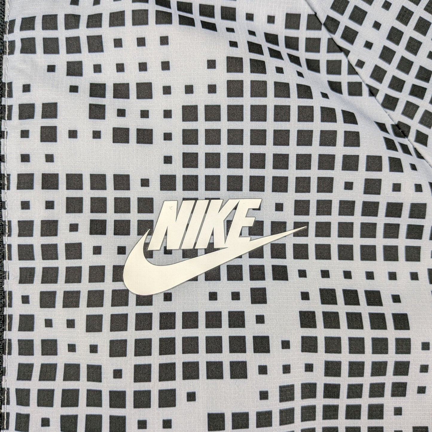 Giacca Nike windbreaker color block pixel pattern - S/M