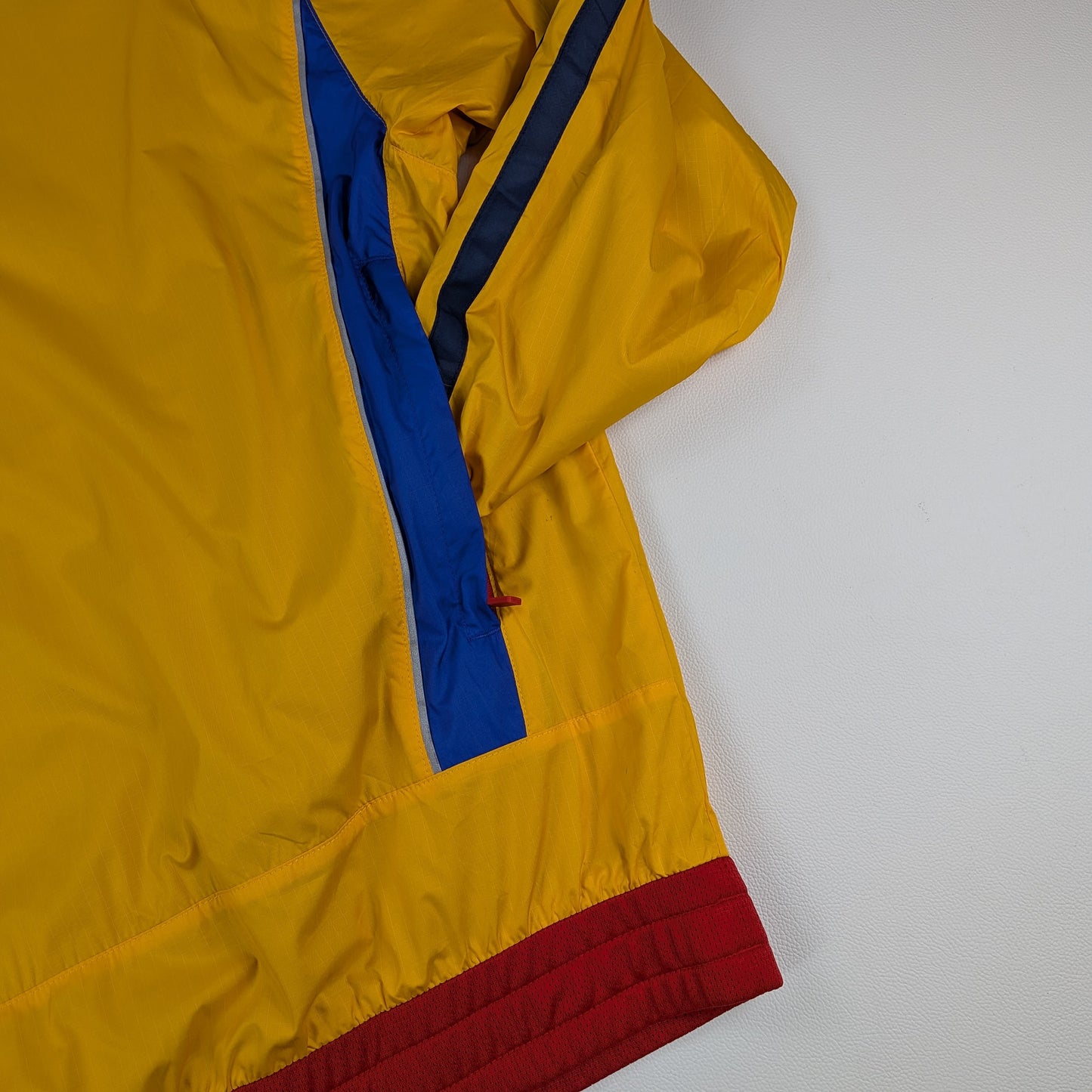 Windbreaker Adidas x Eric Emanuel McDonald’s - L/XL