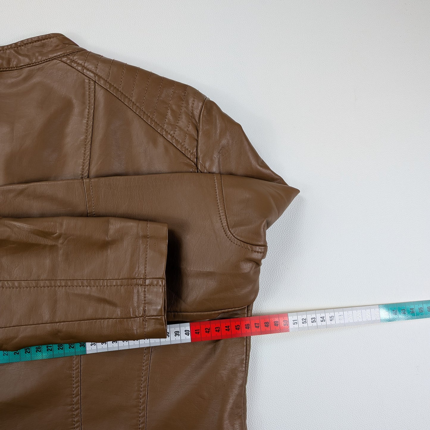 Giacca Vero Moda in similpelle corta aderente biker retrò - S/M