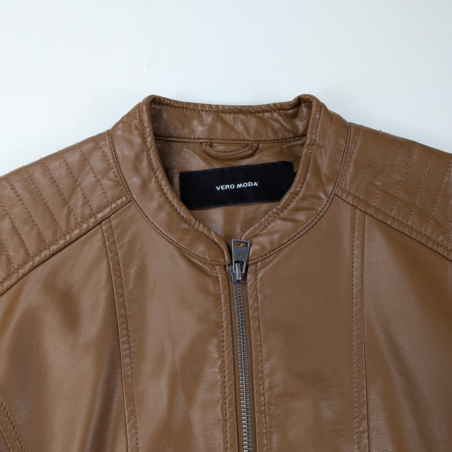 Giacca Vero Moda in similpelle corta aderente biker retrò - S/M
