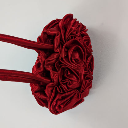 Borsa piccola couture Y2K in tessuto satinato rosette all over
