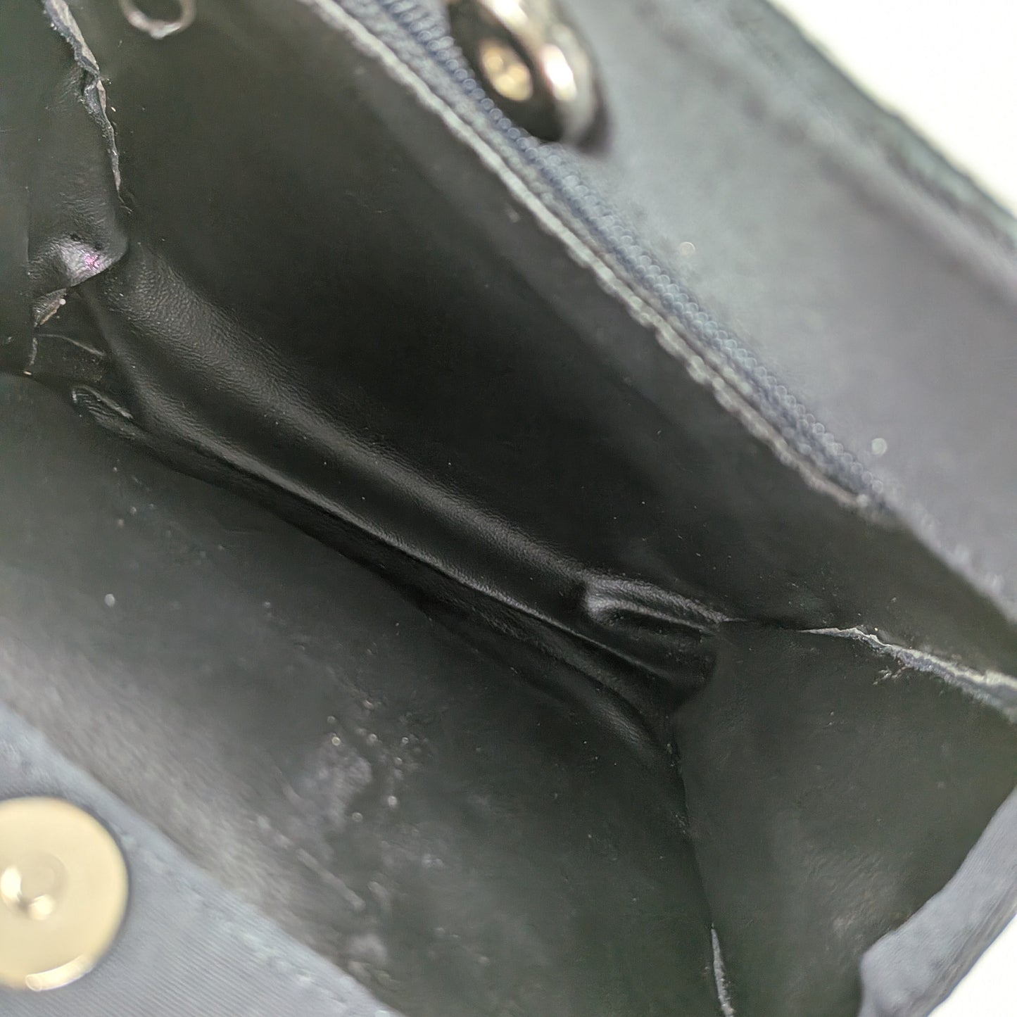 Borsa piccola elegante ricamata a tracolla