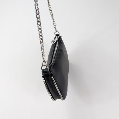 Borsa Stradivarius edgy rock Y2K borchiata