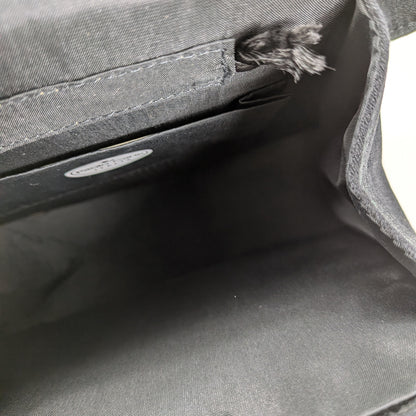 Borsa piccola nera elegante vellutata manico corto