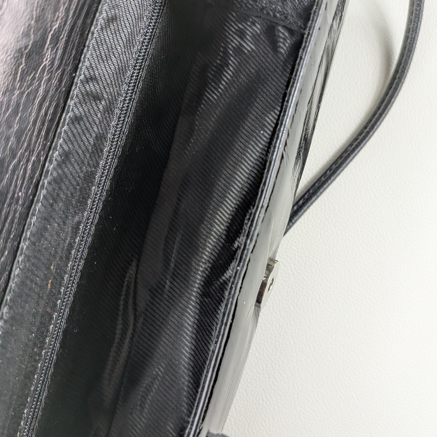 Borsa baguette lucida vintage classy total black