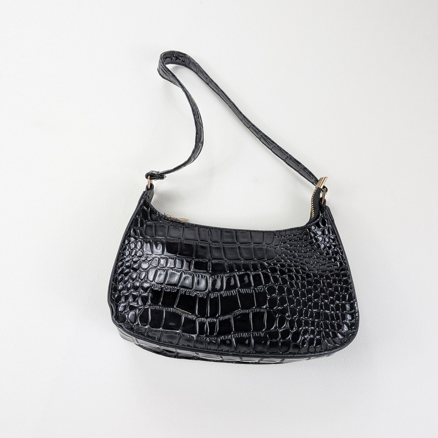 Borsa a spalla ecopelle coccodrillo lucido minimal elegante