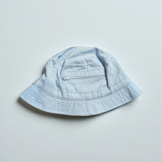 Bucket hat vintage azzurro polvere con taschino zip