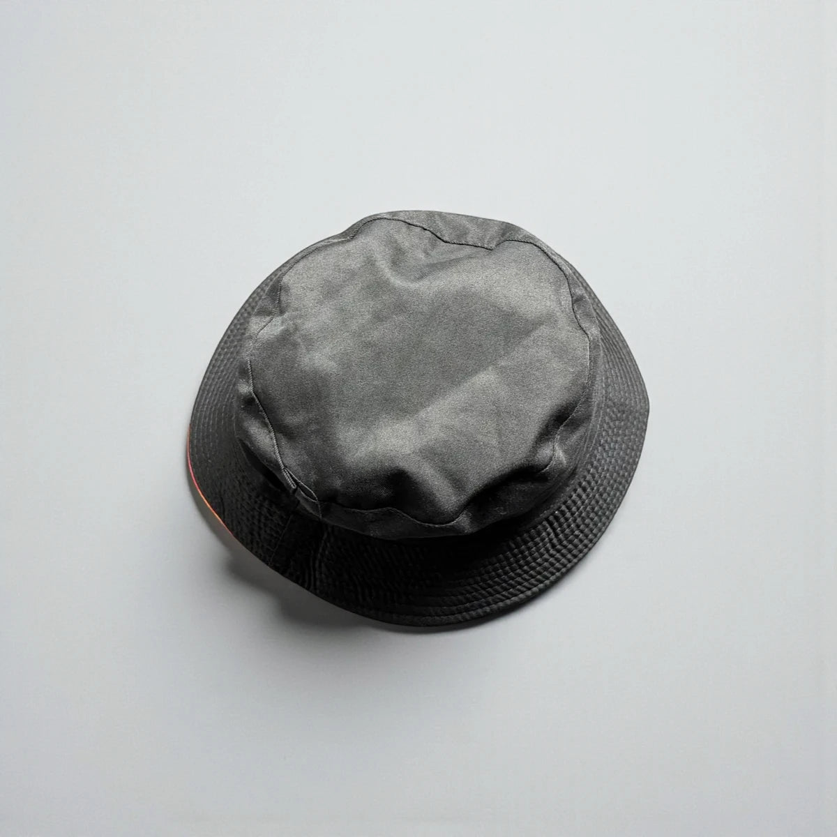 Cappello bucket vintage double face
