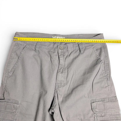 Wrangler Workwear Cargo Pants from the 2000s - M/L
