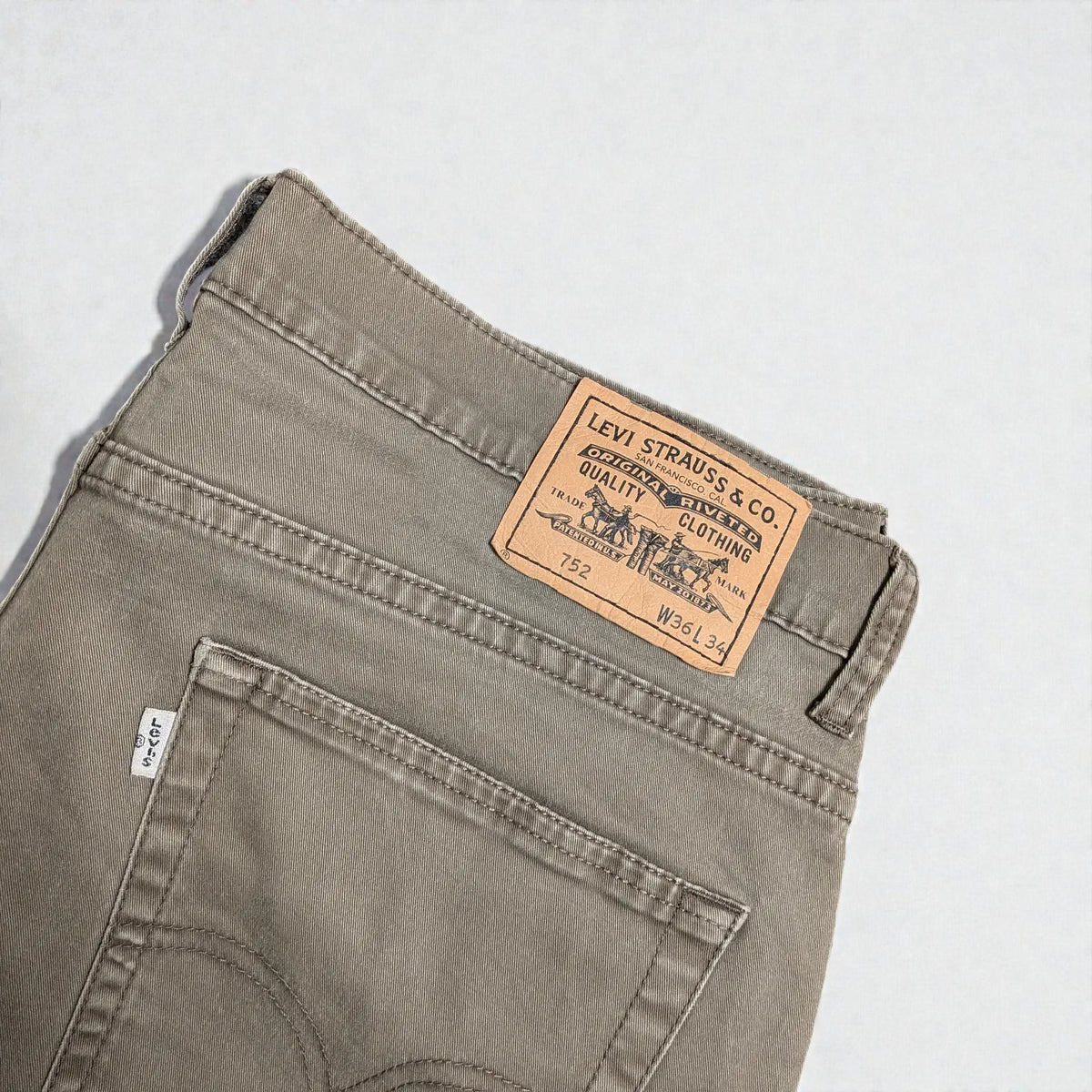Pantaloni Levi's 752 - W36 L34 / XL