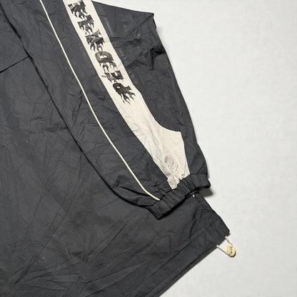 Umbro windbreaker Y2K con cappuccio estraibile e grafica flame - L