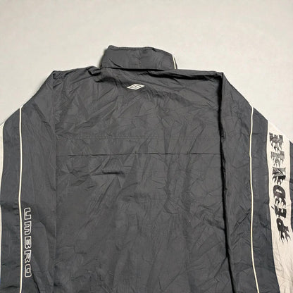 Umbro windbreaker Y2K con cappuccio estraibile e grafica flame - L
