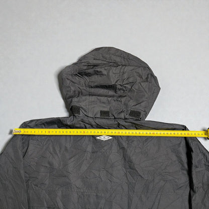 Umbro windbreaker Y2K con cappuccio estraibile e grafica flame - L