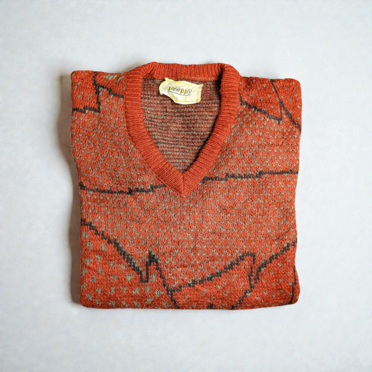 Vintage Preppy Sweater from the 80s/90s Made in France - M