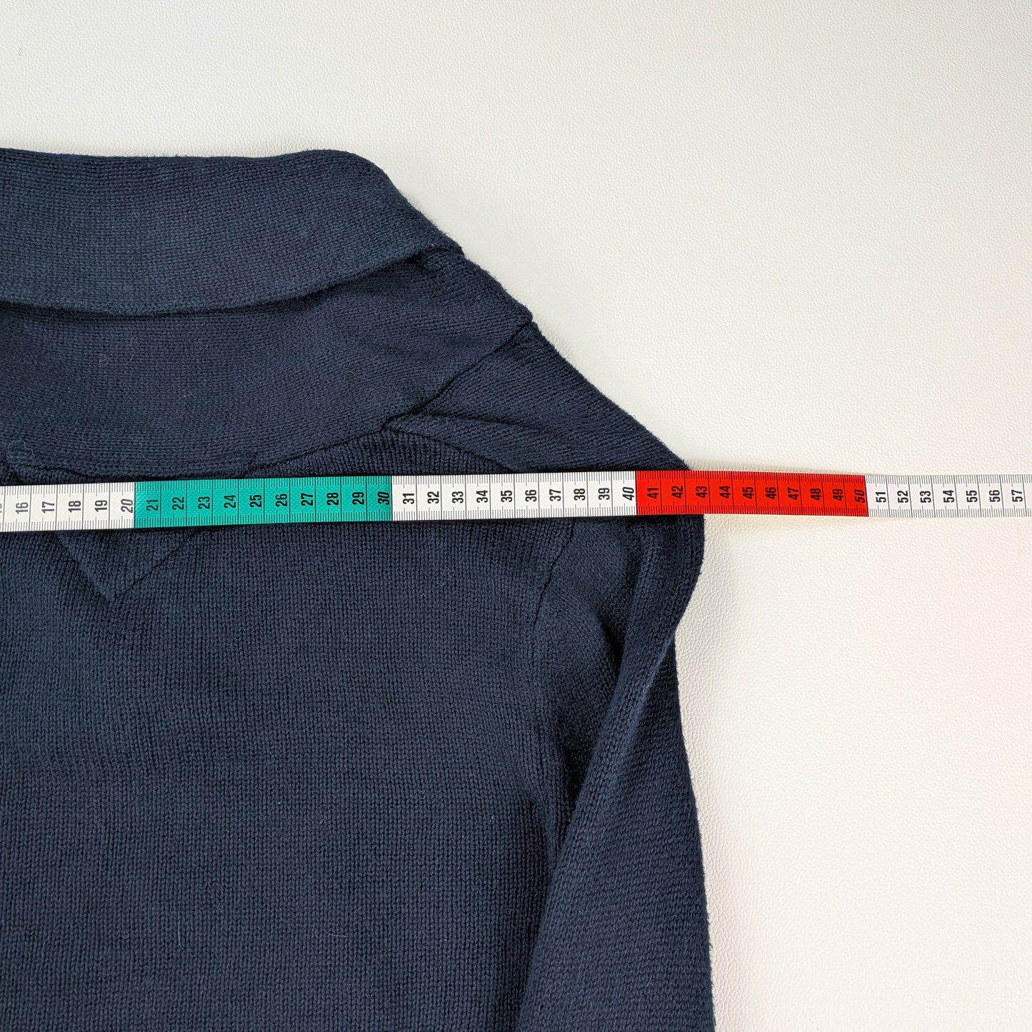 Maglione Tommy Hilfiger vintage con collo sciallato - S/M