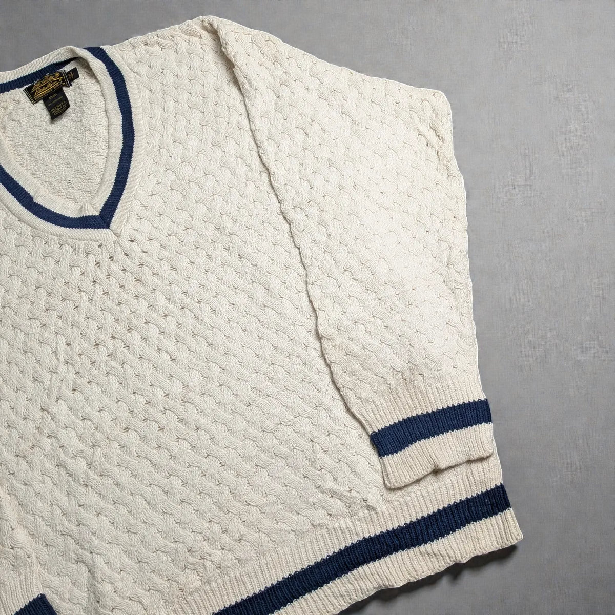 Vintage Eddie Bauer sweater made in USA from the 1980s/1990s - L