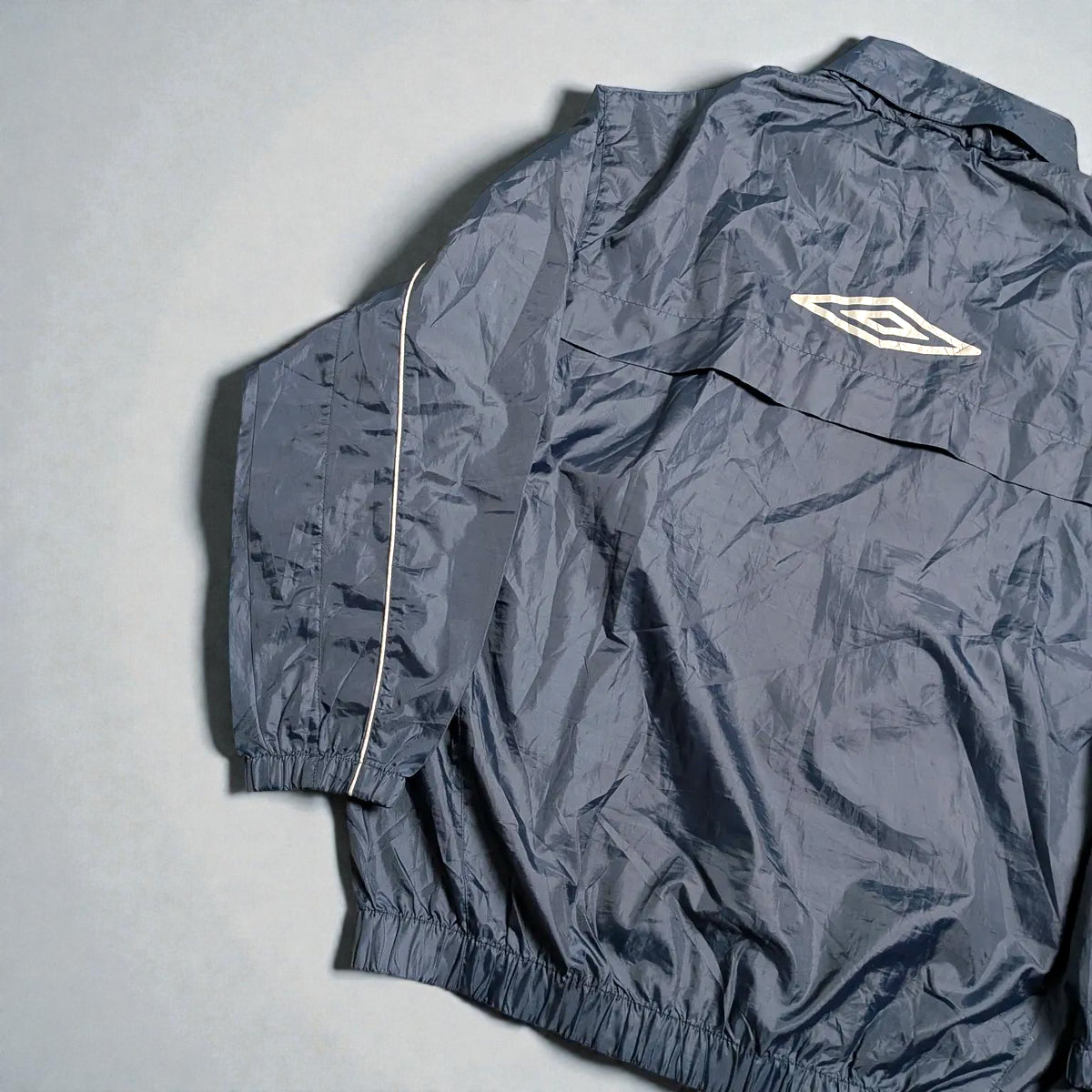 Giacca leggera Umbro early 2000s windbreaker con cappuccio estraibile - XL